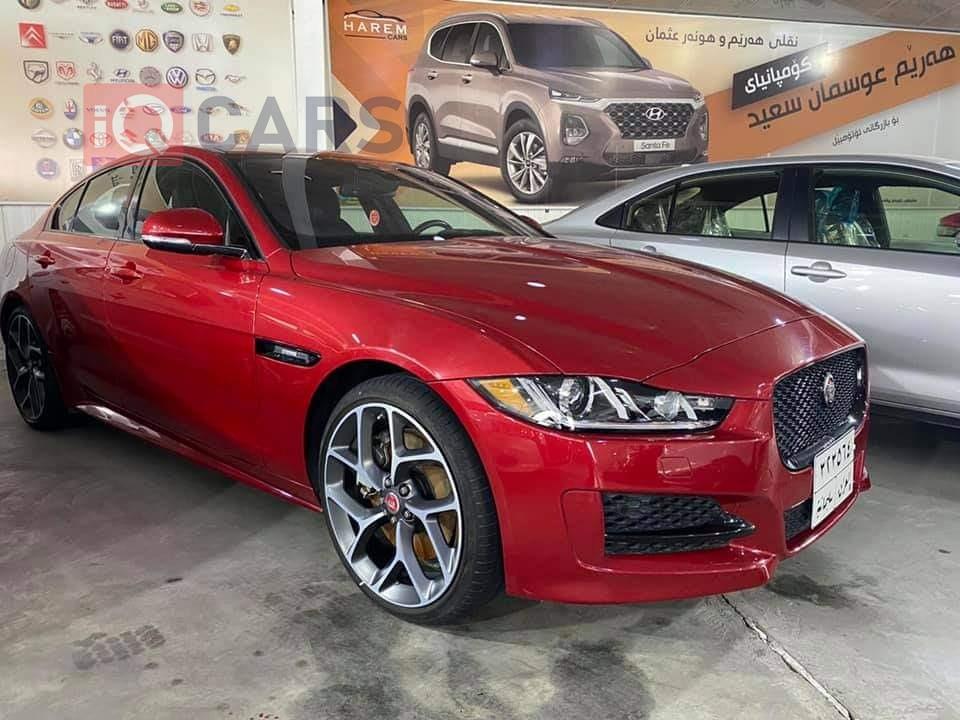 Jaguar XE